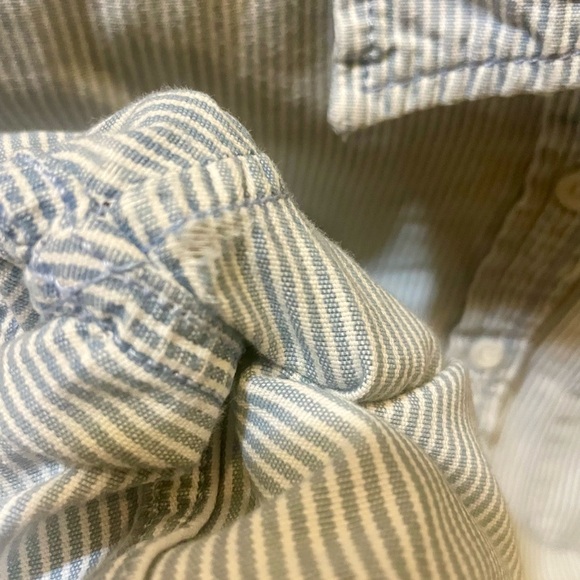 American Eagle Outfitters Women’s Light Blue Striped Shirt - Picture 8 of 8